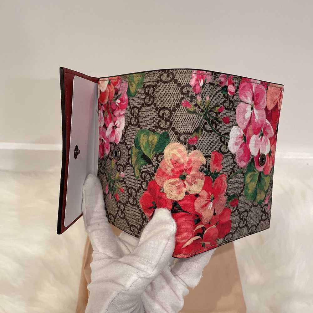 GUCCI 470071 GG Supreme Monogram Blooms Print French Flap Wallet Antique Rose - Picture 11 of 13